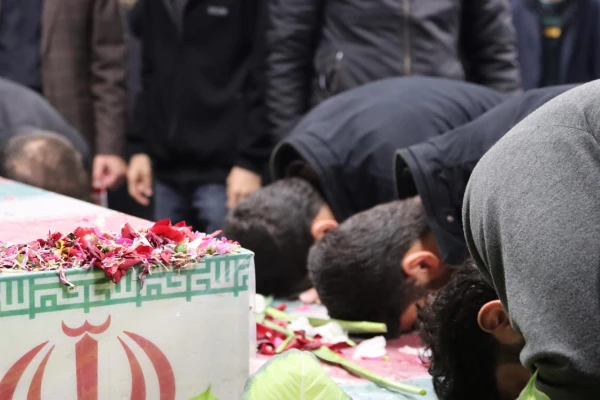 پردیس آیت الله خامنه ای میزبان دو شهید گمنام دفاع مقدس شد. 10