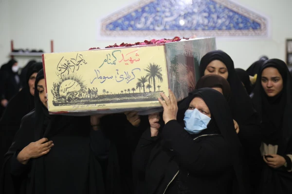 استقبال پرشور دانشجو معلمان پردیس امام خمینی (ره) گرگان از پیکر پاک ۲ شهید گمنام . 2