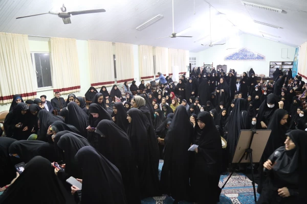 استقبال پرشور دانشجو معلمان پردیس امام خمینی (ره) گرگان از پیکر پاک ۲ شهید گمنام . 2