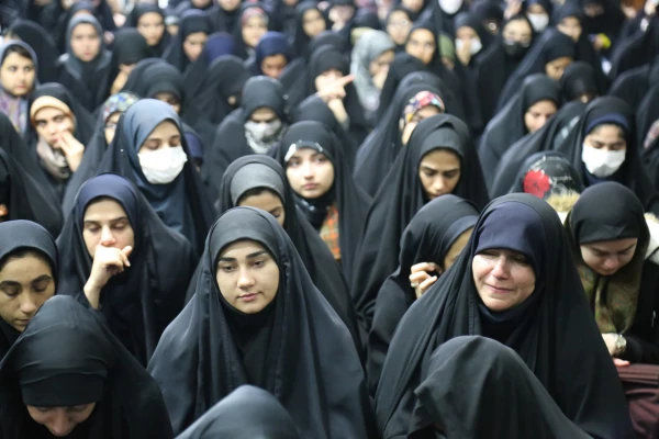 استقبال پرشور دانشجو معلمان پردیس امام خمینی (ره) گرگان از پیکر پاک ۲ شهید گمنام . 2