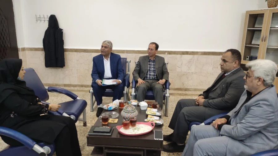 سلسله بازدید های مسئولین از کیفیت انجام کارورزی در مدارس  6