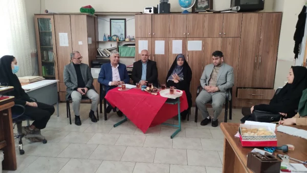 سلسله بازدید های مسئولین از کیفیت انجام کارورزی در مدارس  9