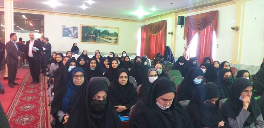 حضور پرشور دانشجومعلمان و مهارت آموزان ماده28 در هفتمین اجلاس استانی نماز 4