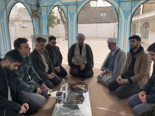 مراسم غبار روبی و عطر افشانی مزار شهید گمنام حوزه منتظریه گنبد کاووس 3