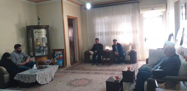 دیدار مسئولین واحد دانشگاهی شهید بهشتی گنبد کاووس با خانواده شهید دانشجو معلم امیر بیگدلی 3
