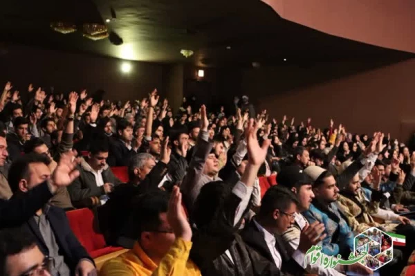 معلمان حلقه وصل نسل ها به یکدیگر هستند/ اقوام سرمایه های ایران هستند. 2