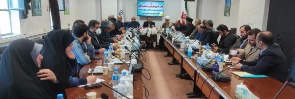 تمام همت دانشگاه باید در جهت گسترش فرهنگ نماز باشد. 2