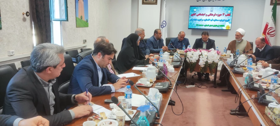 تمام همت دانشگاه باید در جهت گسترش فرهنگ نماز باشد. 3