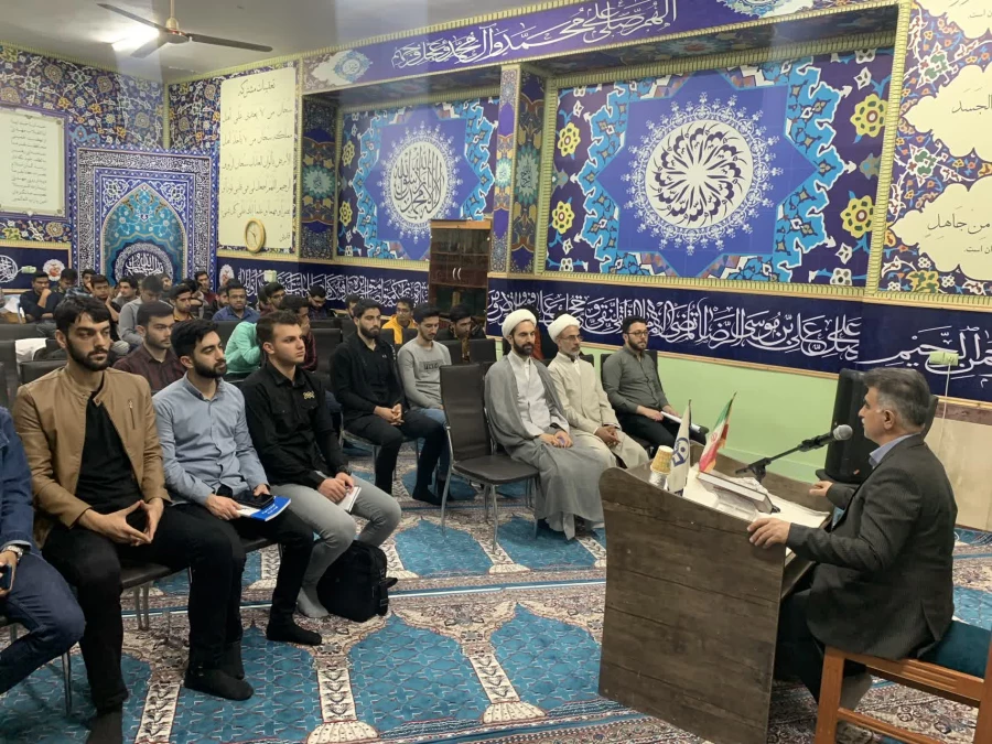 با حضور حجت الاسلام دکتر منادی مسئول دفتر نهاد رهبری در دانشگاه فرهنگیان استان گلستان برگزارشد: 4