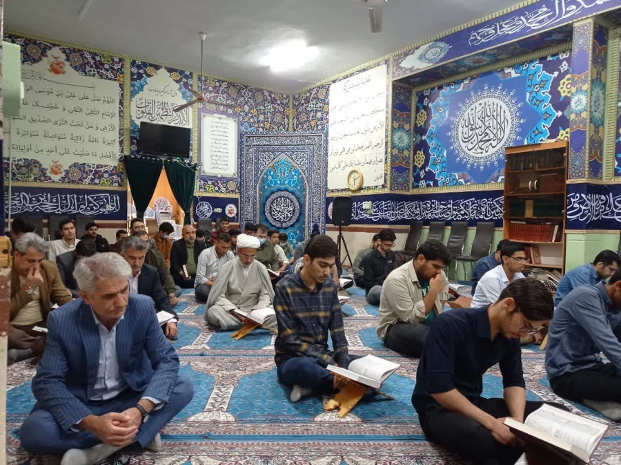 برگزاری محفل انس با قرآن کریم در واحد دانشگاهی شهید بهشتی گنبد کاووس  8