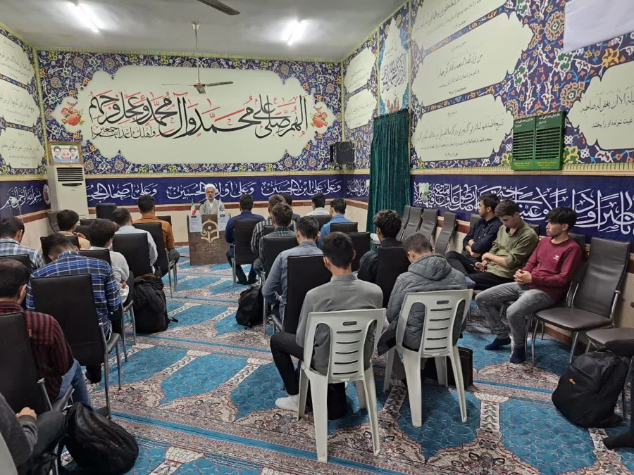 برگزاری کارگاه الزامات پوشش در فضای حرفه ای تعلیم و تربیت در واحد دانشگاهی شهید بهشتی گنبد کاووس 4