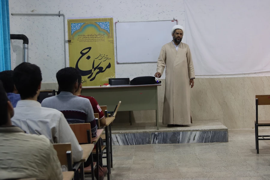 کارگاه های آموزشی طرح معراج