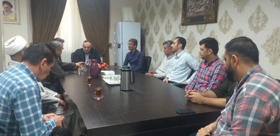 نشست عیسی پایین محلی معاون هماهنگی دانشگاه فرهنگیان استان گلستان با کارکنان واحد دانشگاهی شهید بهشتی گنبدکاووس 4