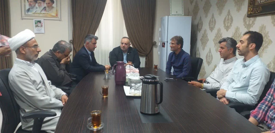 نشست عیسی پایین محلی معاون هماهنگی دانشگاه فرهنگیان استان گلستان با کارکنان واحد دانشگاهی شهید بهشتی گنبدکاووس 5