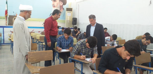 بازدید دکتر یوسفی مسئول نظارت و ارزیابی دانشگاه فرهنگیان استان از امتحانات پایان ترم دانشجویان واحد دانشگاهی شهید بهشتی گنبدکاووس  2