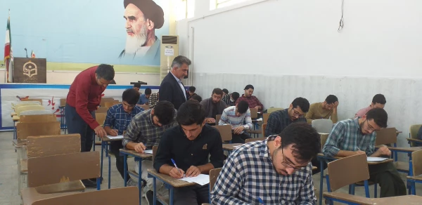 بازدید دکتر یوسفی مسئول نظارت و ارزیابی دانشگاه فرهنگیان استان از امتحانات پایان ترم دانشجویان واحد دانشگاهی شهید بهشتی گنبدکاووس  5