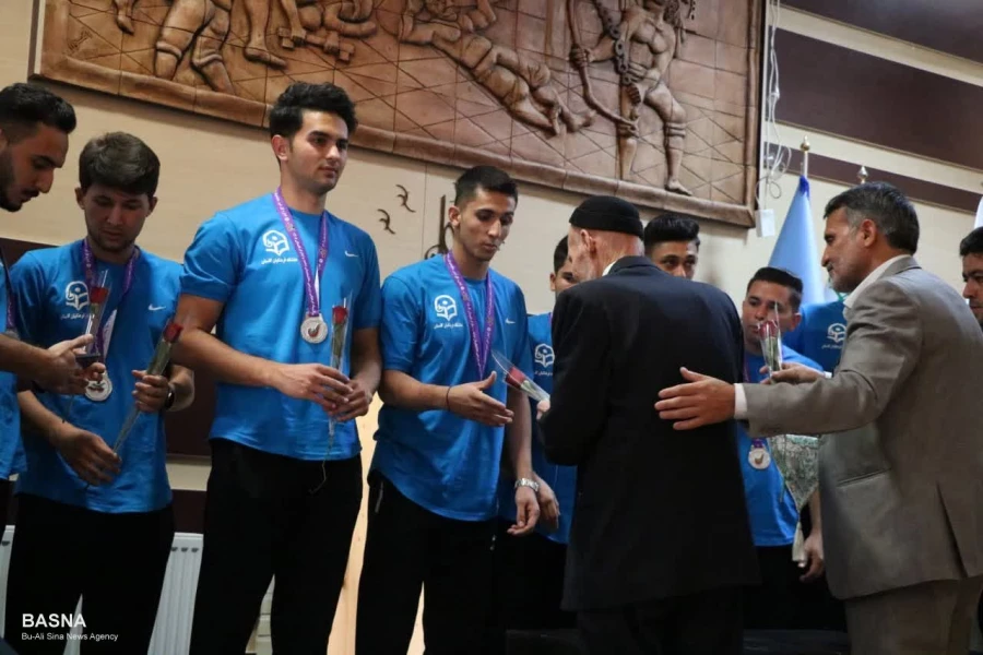 تیم والیبال دانشگاه فرهنگیان استان گلستان نایب قهرمان چهارمین المپیاد فرهنگی ورزشی دانشجویان شاهد و ایثارگر دانشگاه ها و موسسات آموزش عالی کشور شد. 5