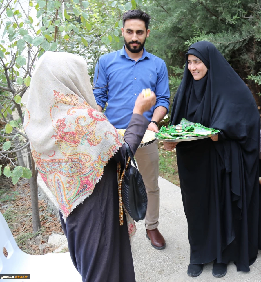 پخت وتوزیع حلوا و حلیم در پردیس امام خمینی(ره) گرگان 2