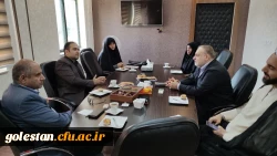 نشست سرپرست دانشگاه فرهنگیان با مسئول کانون مشاوره و مددکاری آستان قدس رضوی برگزار شد. 5