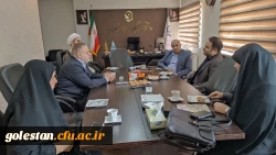 نشست سرپرست دانشگاه فرهنگیان با مسئول کانون مشاوره و مددکاری آستان قدس رضوی برگزار شد. 7