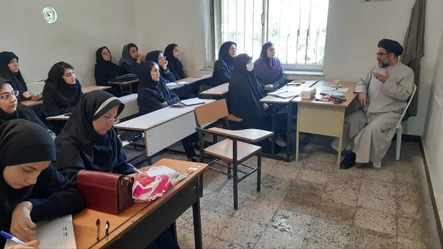 دوره های توانمندسازی معلمان مدارس غیردولتی دردانشگاه فرهنگیان استان گلستان 7