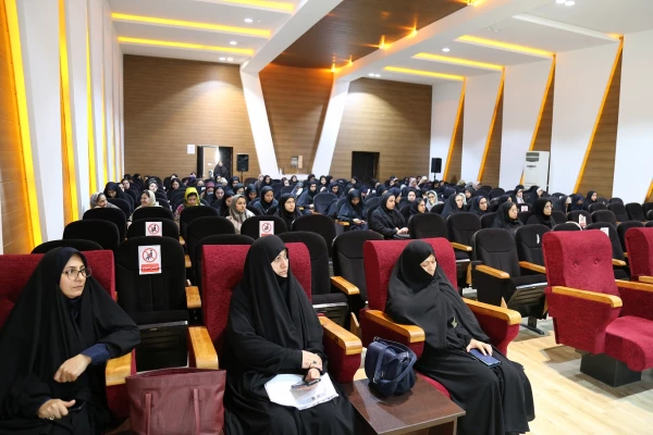 نشستی با موضوع وحدت ملی و انسجام اسلامی در بیانیه گام دوم انقلاب  3