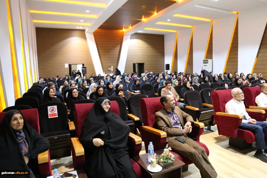 آیین دانش آموختگی ۲۷۲ دانشجو معلم ورودی سال ۹۸ دانشگاه فرهنگیان پردیس امام خمینی(ره) گرگان برگزار شد.  2