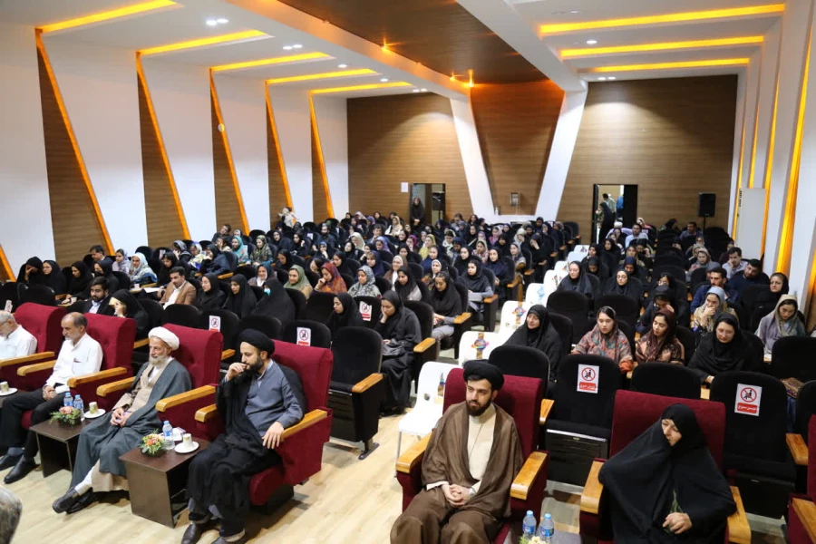 آیین دانش آموختگی ۲۷۲ دانشجو معلم ورودی سال ۹۸ دانشگاه فرهنگیان پردیس امام خمینی(ره) گرگان برگزار شد.  2