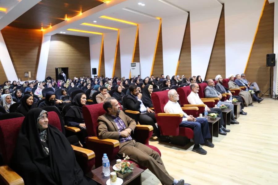 آیین دانش آموختگی ۲۷۲ دانشجو معلم ورودی سال ۹۸ دانشگاه فرهنگیان پردیس امام خمینی(ره) گرگان برگزار شد.  2