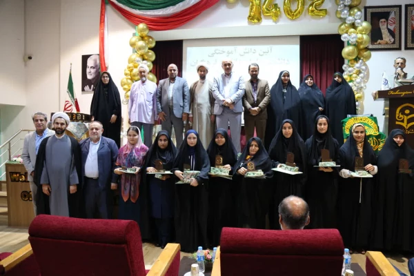 آیین دانش آموختگی ۲۷۲ دانشجو معلم ورودی سال ۹۸ دانشگاه فرهنگیان پردیس امام خمینی(ره) گرگان برگزار شد.  2