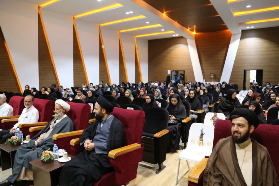 آیین دانش آموختگی ۲۷۲ دانشجو معلم ورودی سال ۹۸ دانشگاه فرهنگیان پردیس امام خمینی(ره) گرگان برگزار شد.  2