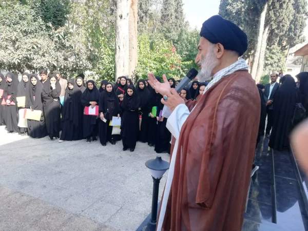 تجمع اعتراضی دانشجویان پردیس امام خمینی(ره) گرگان در محکومیت حمله وحشیانه رژیم نامشروع اسرائیل به بیمارستان المعمدانی غزه  . 2