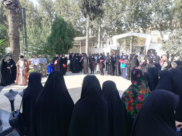 تجمع اعتراضی دانشجویان پردیس امام خمینی(ره) گرگان در محکومیت حمله وحشیانه رژیم نامشروع اسرائیل به بیمارستان المعمدانی غزه  . 2