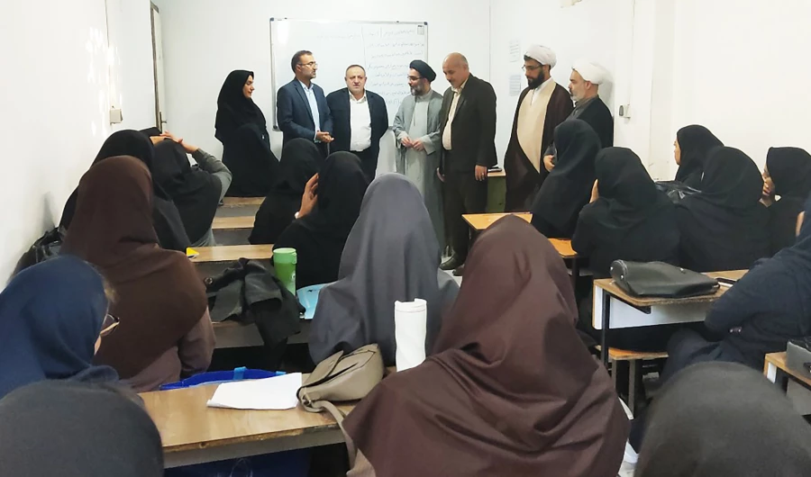 بازدید مدیرکل آموزش و پرورش گلستان از دوره توانمند سازی معلمان، مربیان، دبیران و سایر کارکنان مدارس غیردولتی 4