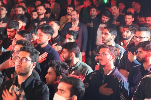 «دانشجو معلم» تمدن ساز و سوزن بان ریل قطار انقلاب 15