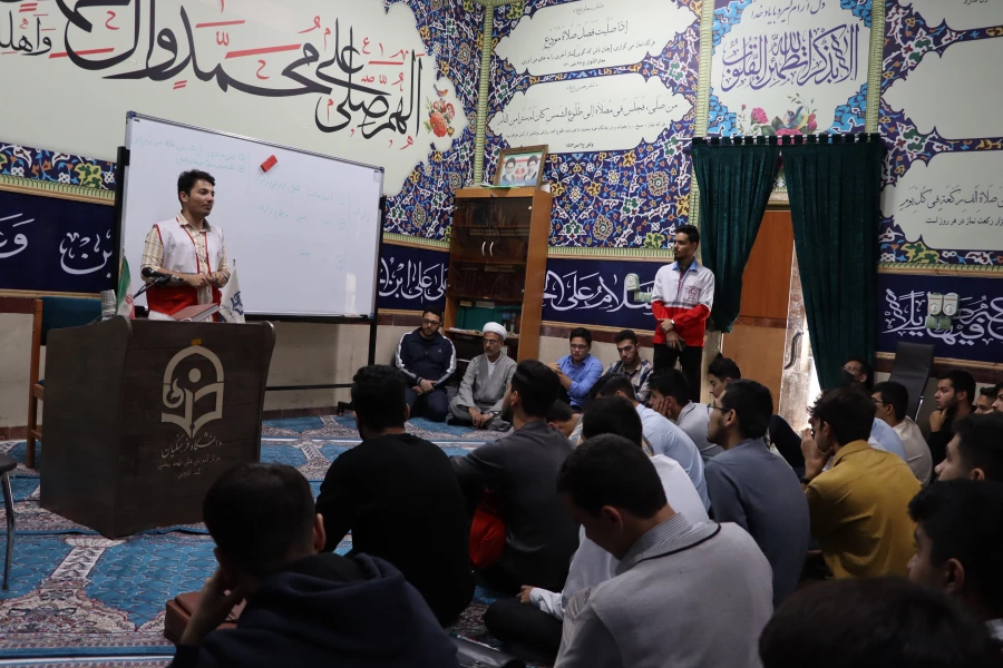 برگزاری کارگاه تربیت عملکردی معلمان در مواجه با زلزله و آتش سوزی در مدارس 3