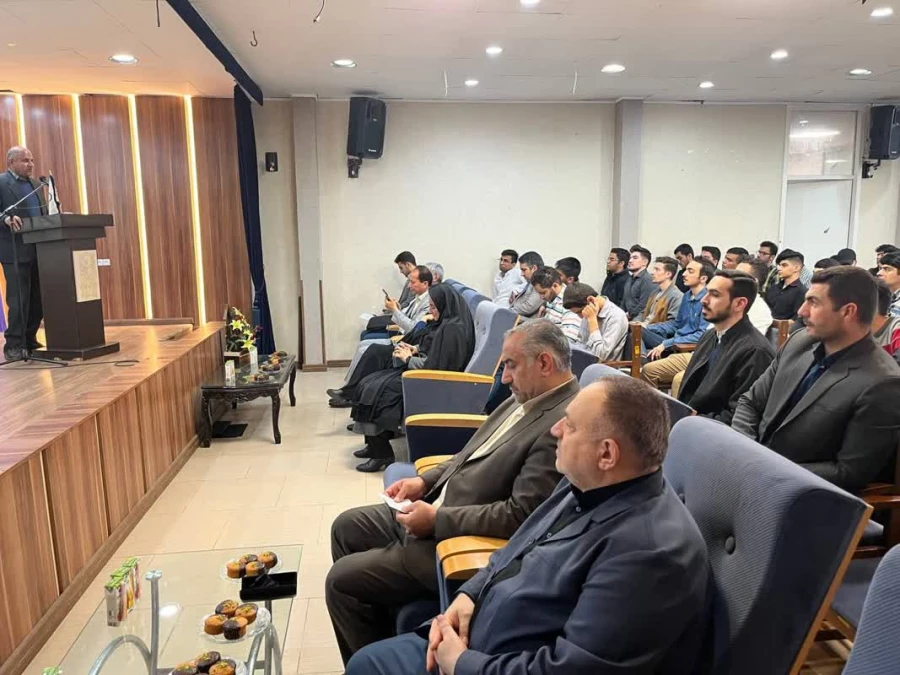 مراسم گرامی داشت روز دانشجو در پردیس آیت الله خامنه ای گرگان برگزارشد 10