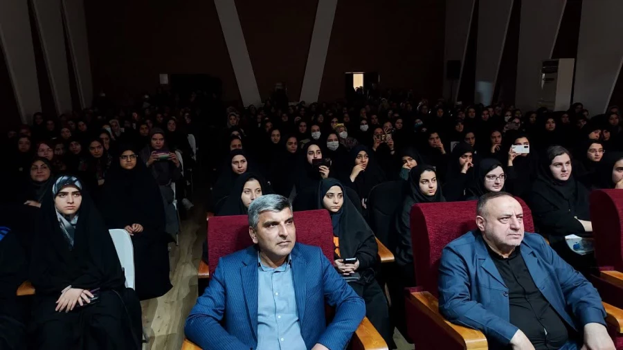 مراسم گرامیداشت ۱۶ آذر و روز دانشجو در پردیس امام خمینی(ره) گرگان برگزار شد. 2