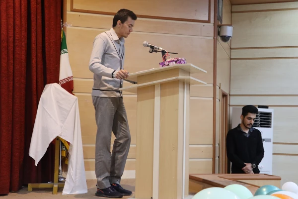 مراسم گرامیداشت روز دانشجو و رونمایی از ۲ کتاب تالیف شده توسط دانشجو معلمان واحد دانشگاهی شهیدبهشتی گنبدکاووس 8