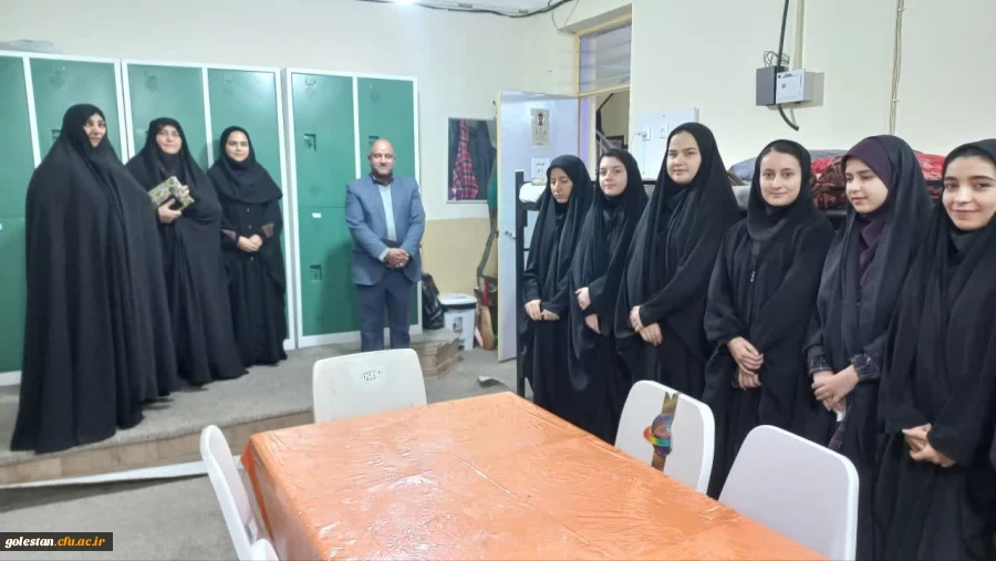 گفتگوی صمیمی سرپرست دانشگاه فرهنگیان استان گلستان با دانشجویان خوابگاهی پردیس امام خمینی (ره) ساختمان شماره 2 علی آباد  4