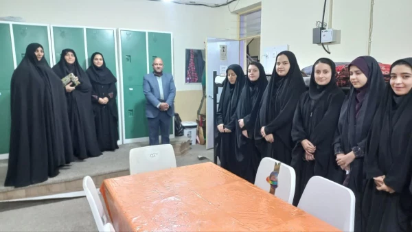 گفتگوی صمیمی سرپرست دانشگاه فرهنگیان استان گلستان با دانشجویان خوابگاهی پردیس امام خمینی (ره) ساختمان شماره 2 علی آباد  2