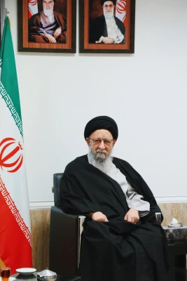 دیدار اعضای ستاد بزرگداشت شهدای دانشجو معلم استان گلستان با حضرت آیت الله نورمفیدی نماینده ولی فقیه دراستان گلستان وامام جمعه گرگان 7