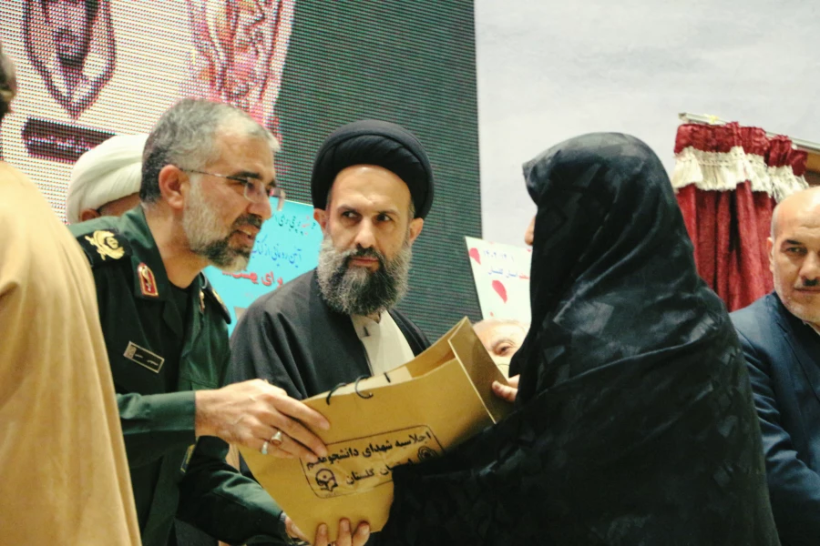 تداوم راه شهدا با مشارکت پرشور در انتخابات/ گلستان پیشگام در برگزاری کنگره شهدا 12