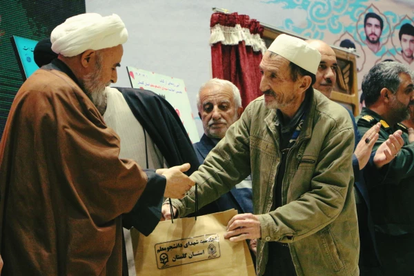 تداوم راه شهدا با مشارکت پرشور در انتخابات/ گلستان پیشگام در برگزاری کنگره شهدا 13