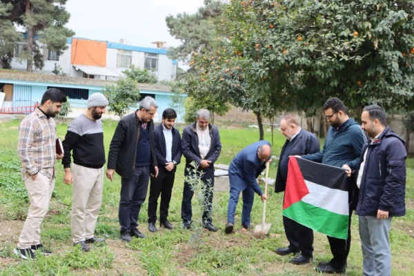 گرامی داشت هفته منابع طبیعی و روز درختکاری ، با کاشت نهال در محوطه پردیس آیت الله خامنه ای گرگان 4