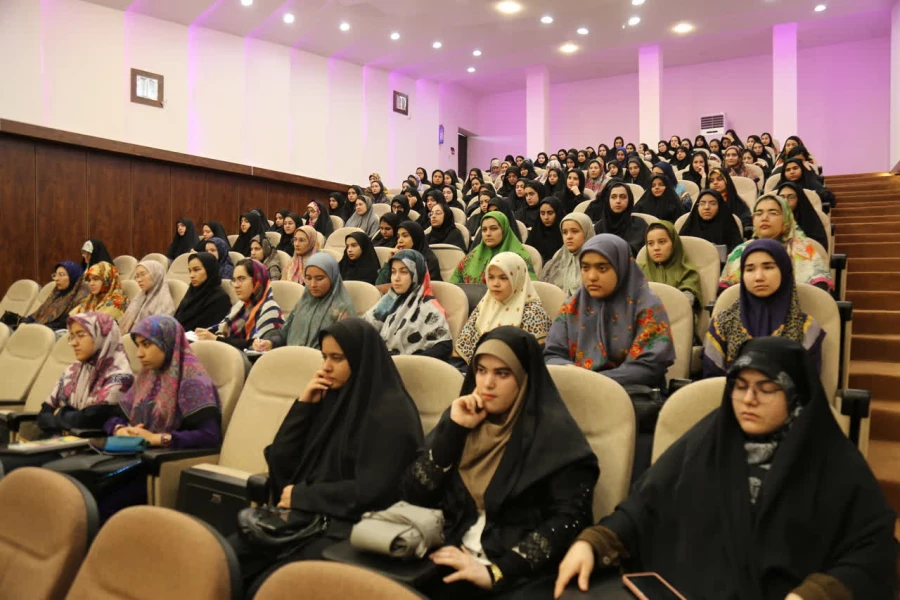 دوره آموزشی طرح معراج ویژه دانشجومعلمان دختر استان گلستان برگزار شد 10