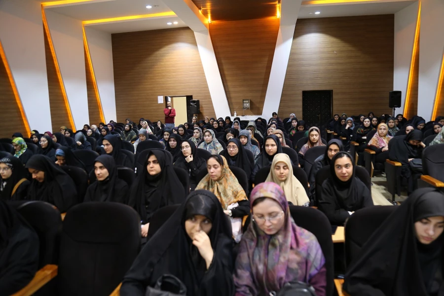 نشست بصیرت افزایی پیروزی سپاه اسلام بر کفر 4