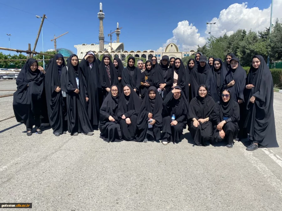 بازدید دانشجو معلمان پردیس امام خمینی(ره) از نمایشگاه بین المللی کتاب تهران .  2