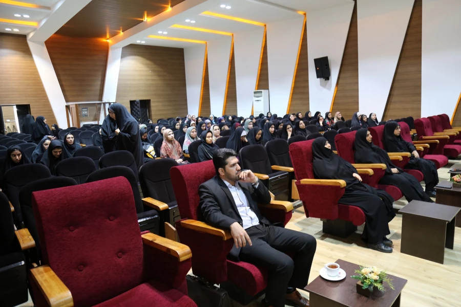 نشست تخصصی با موضوع تحولات منطقه ای و تمدن سازی با رویکرد بیانیه گام دوم انقلاب 7