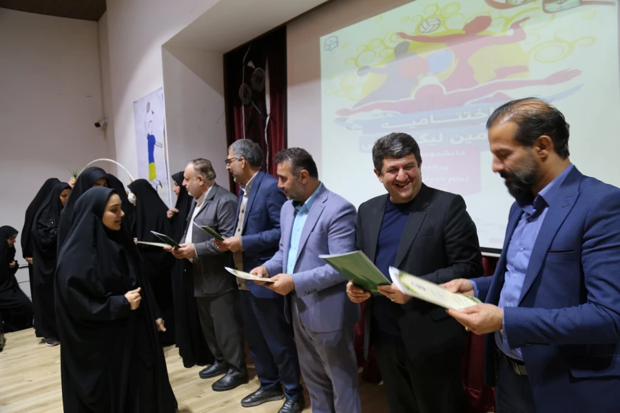 برگزاری اختتامیه سومین لیک ورزشی دانشجو معلمان پردیس امام خمینی (ره) گرگان 
 2